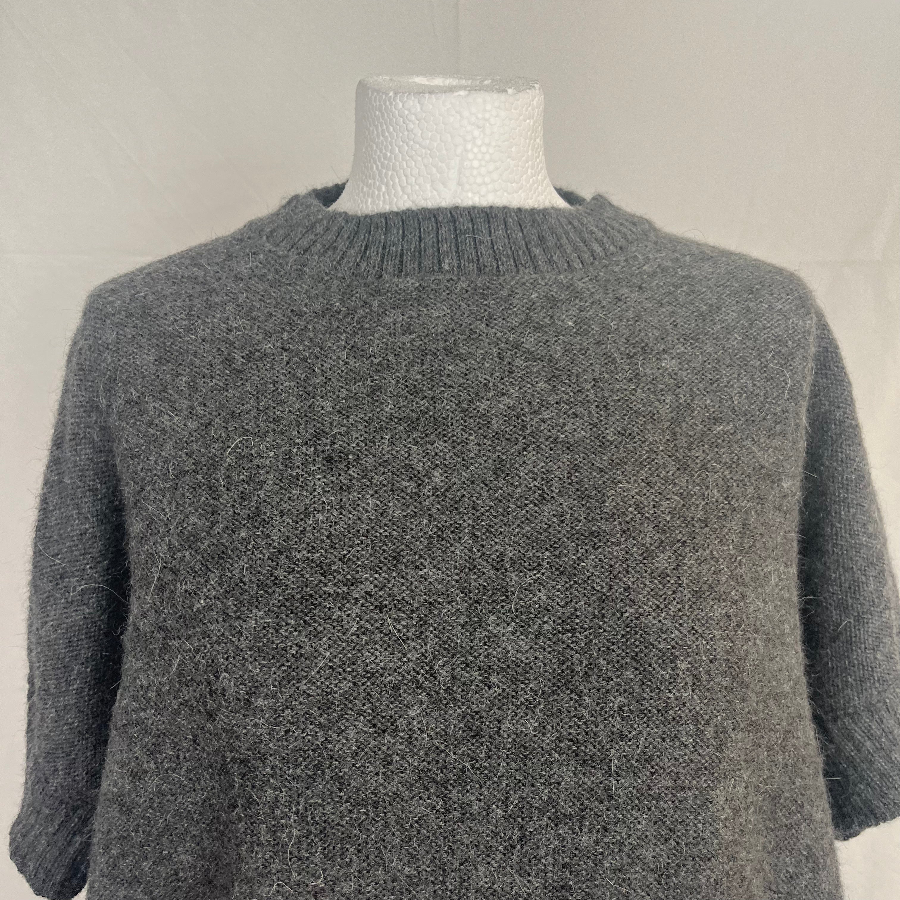 Aiayu grey Bolivian baby llama wool sweater, size M.