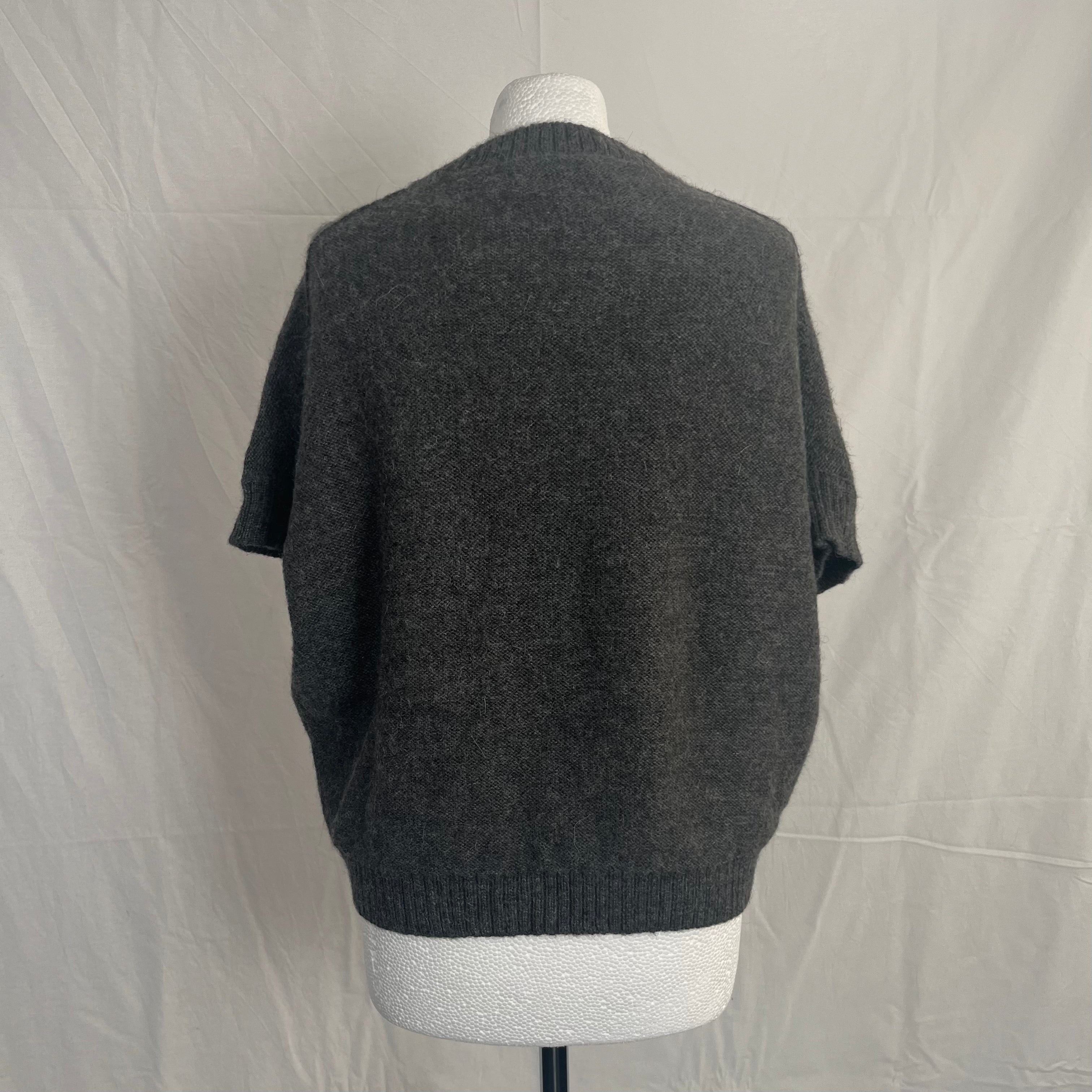 Aiayu grey Bolivian baby llama wool sweater, size M.