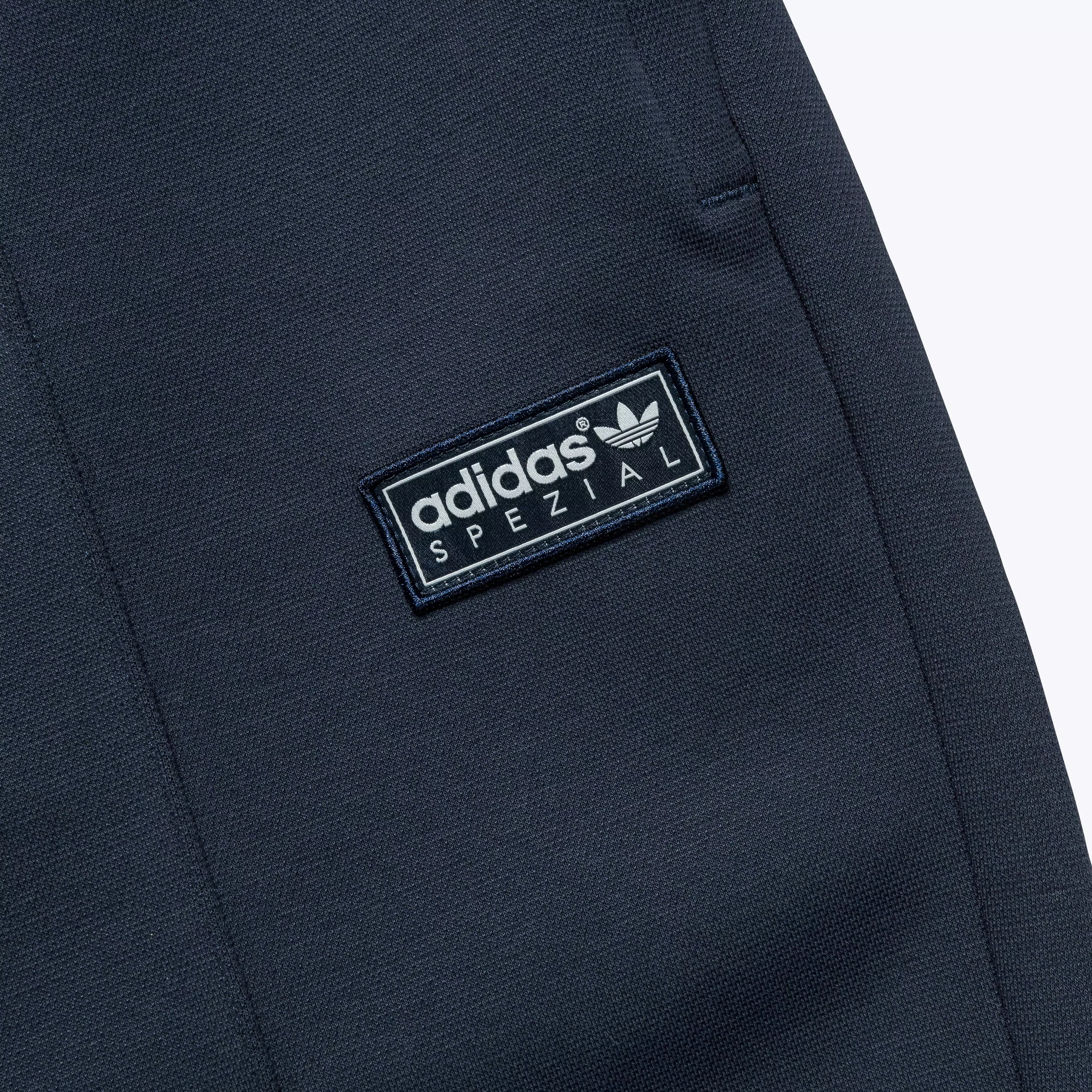 Anglezarke Track Pant - Midnight Blue