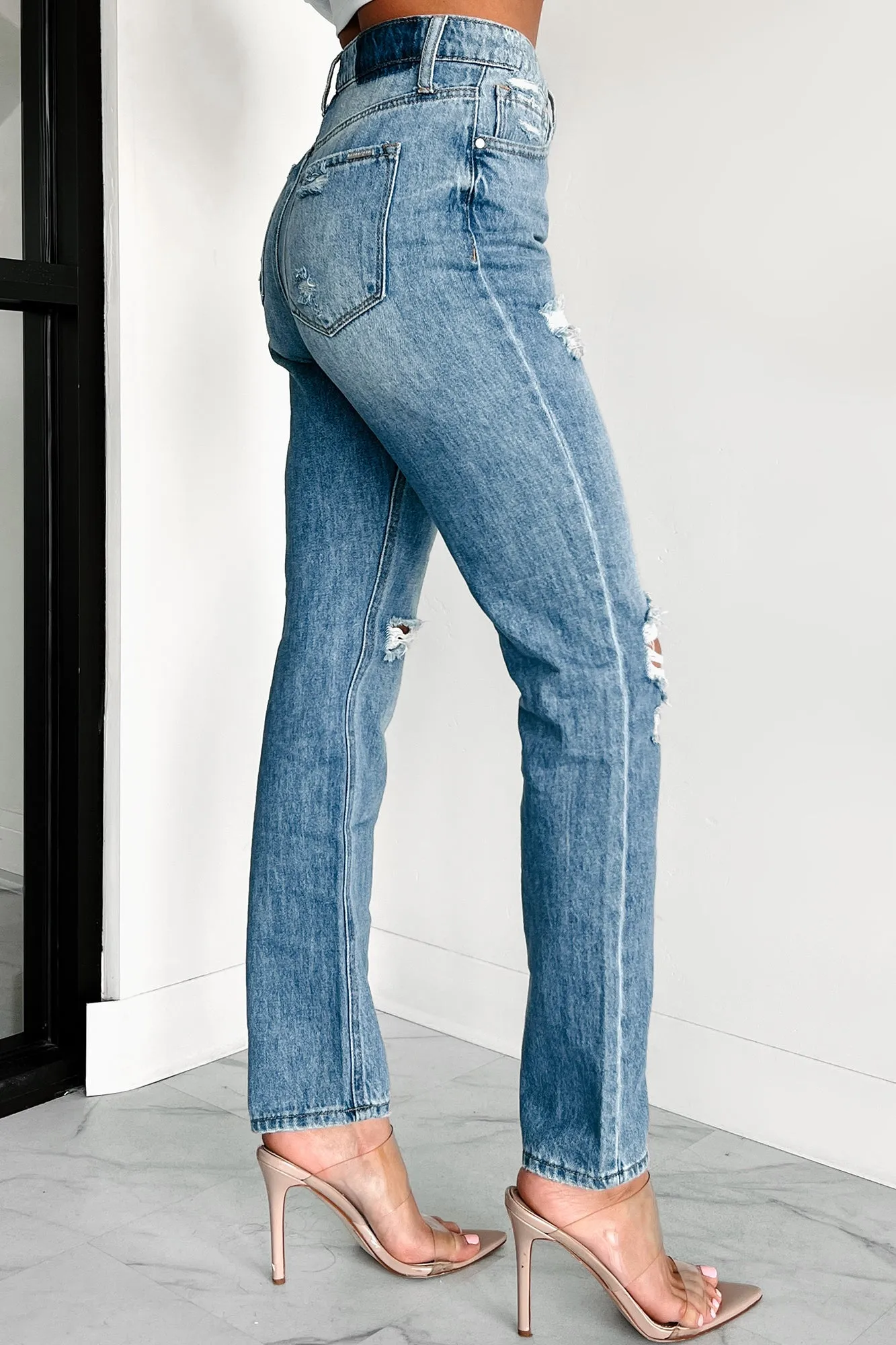 ARCHIE HIGH RISE DISTRESSED GIRLFRIEND JEANS (MEDIU