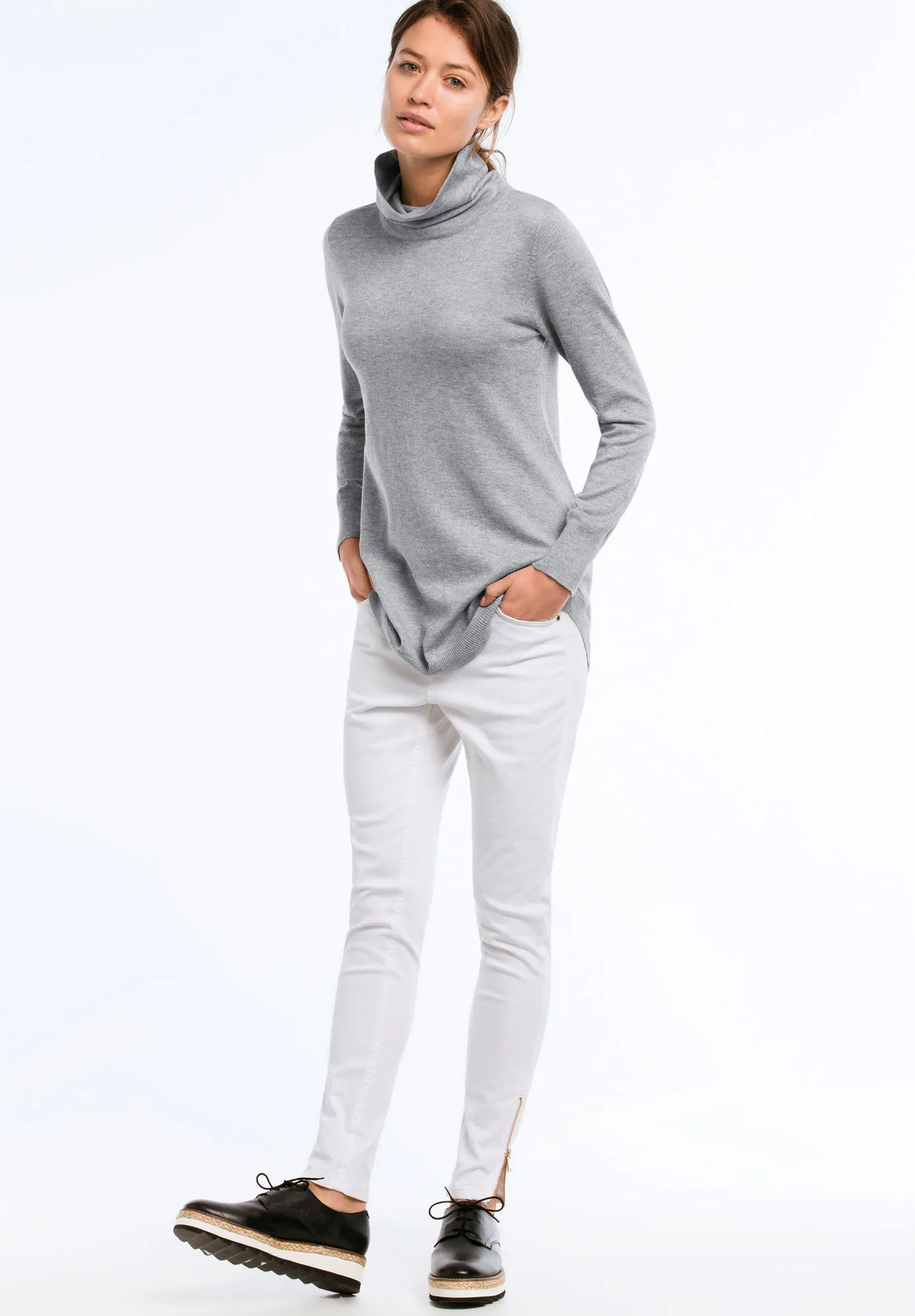 Stylish Audrey Turtleneck Knit Sweater - Shop Now