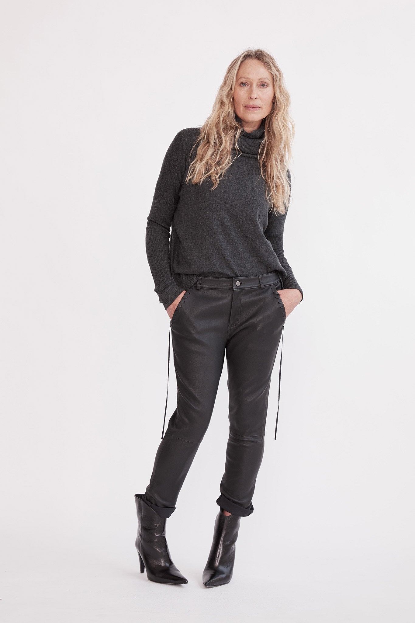 Bondi black leather pants