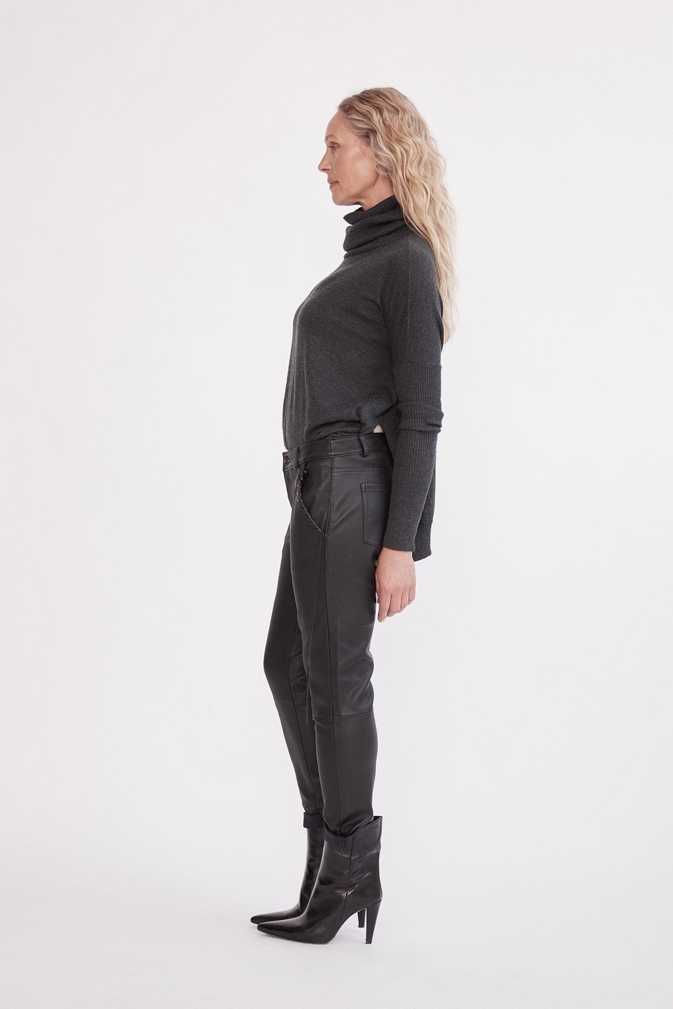 Bondi black leather pants