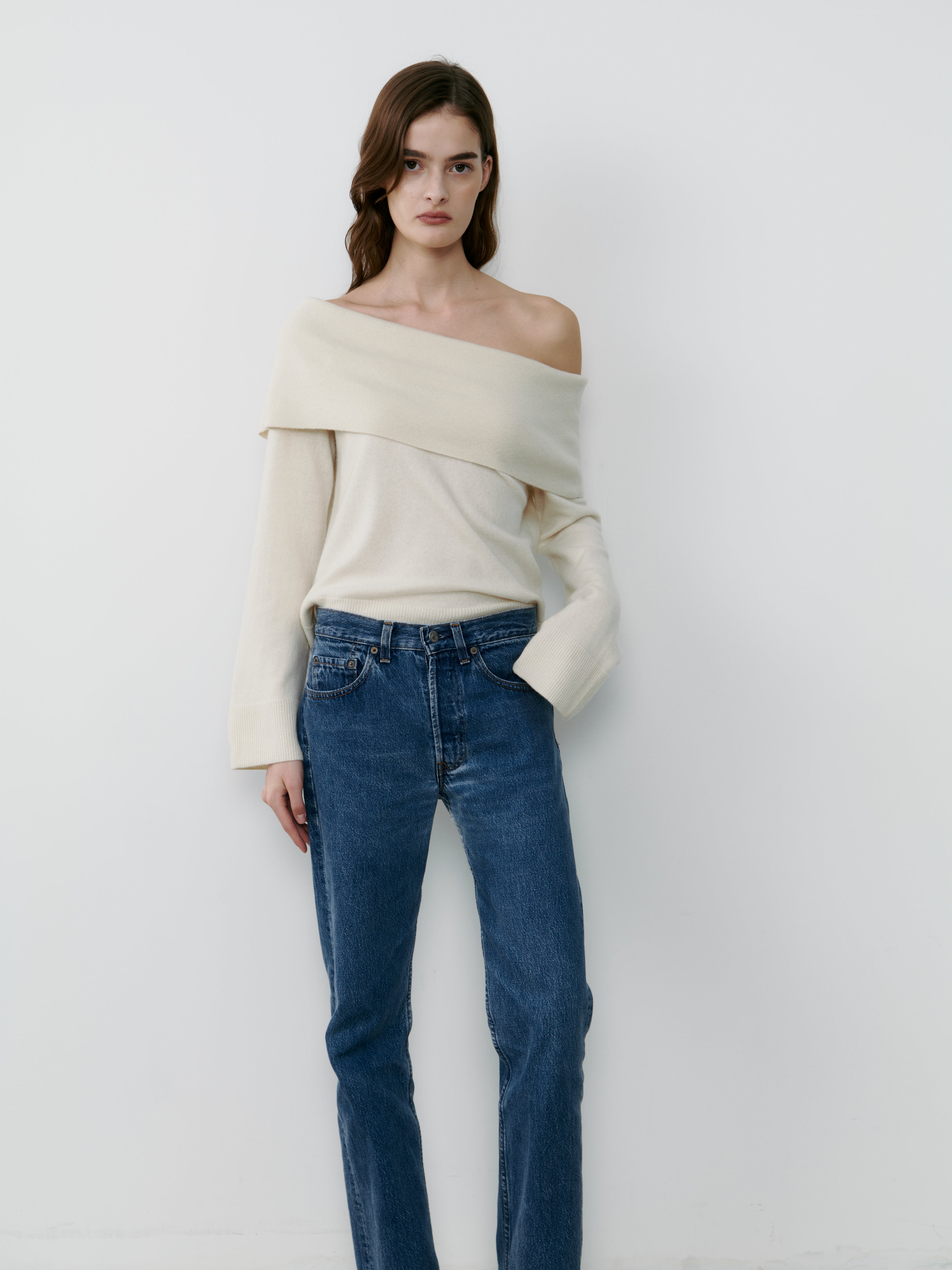 Cashmere Off Shoulder Sweater - Eco White.