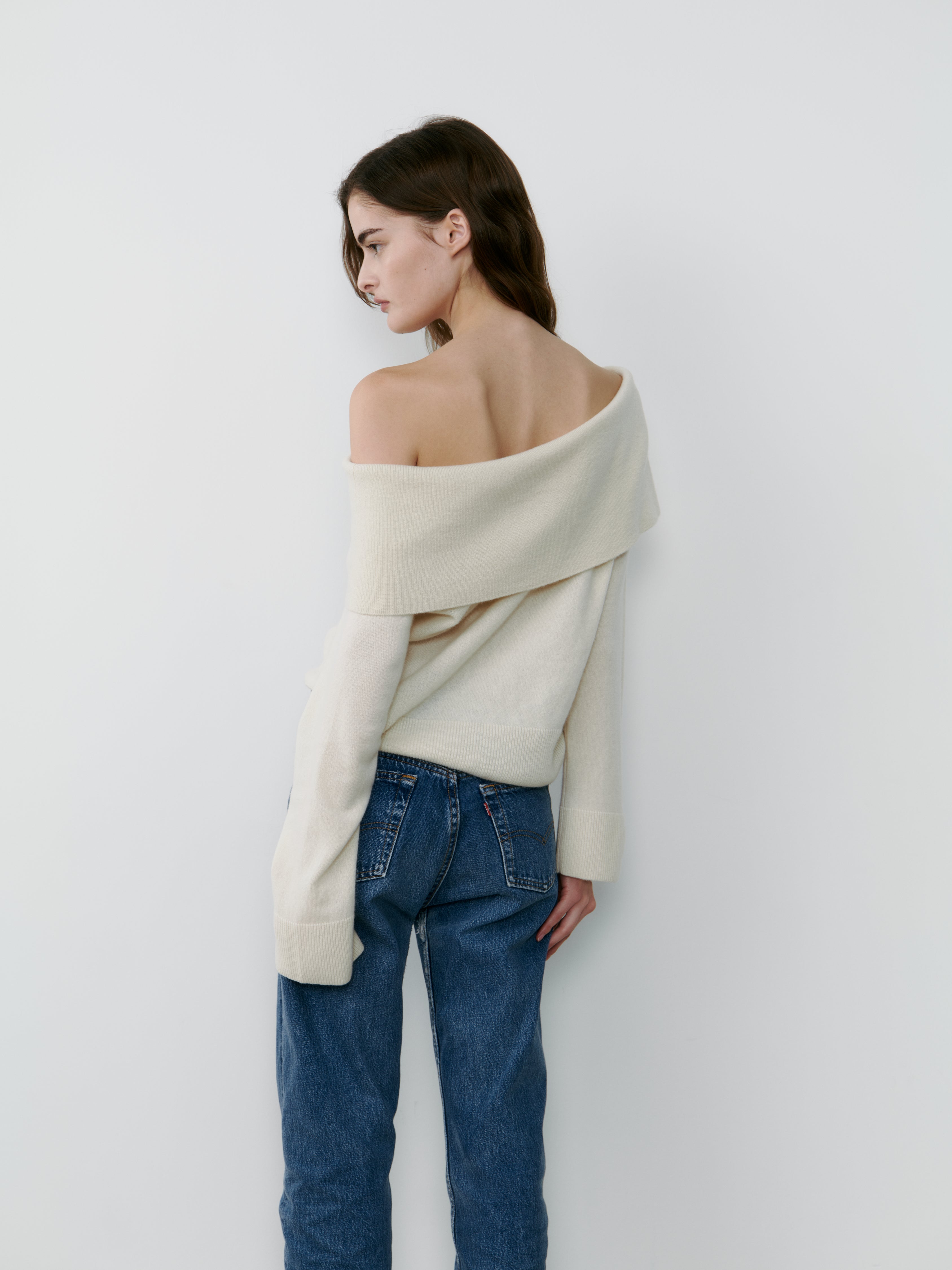 Cashmere Off Shoulder Sweater - Eco White.