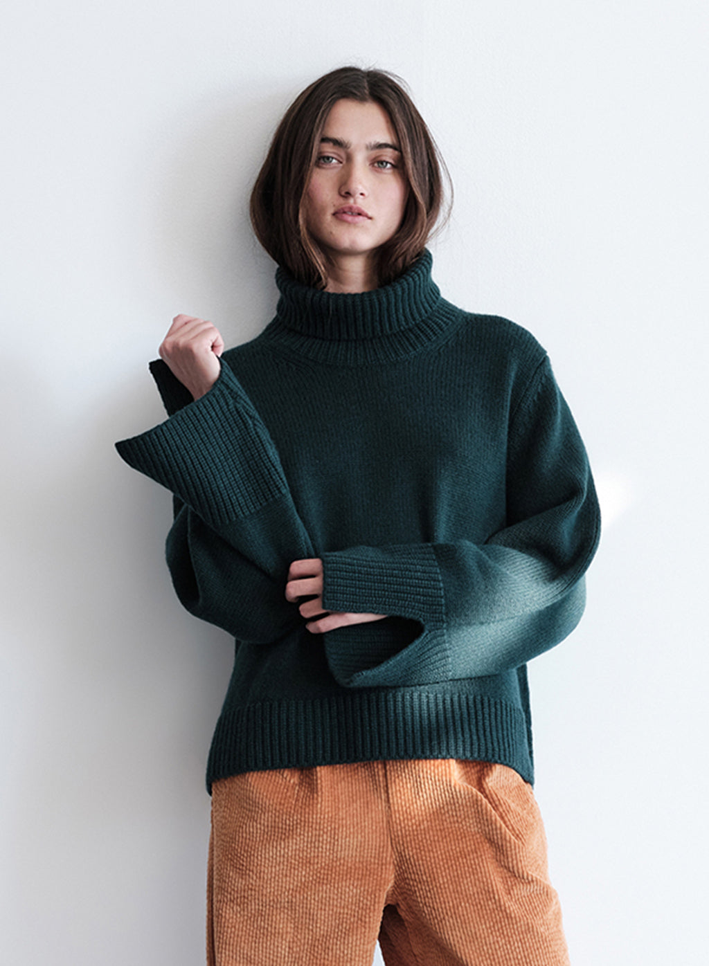 Cashmere Turtleneck Sweater in Rainforest