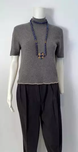 Chanel Vintage 98A, 1998 Fall Cashmere Gray Sweater Top Blouse with Unique Pearl and Chain Trim - FR 36 US 4