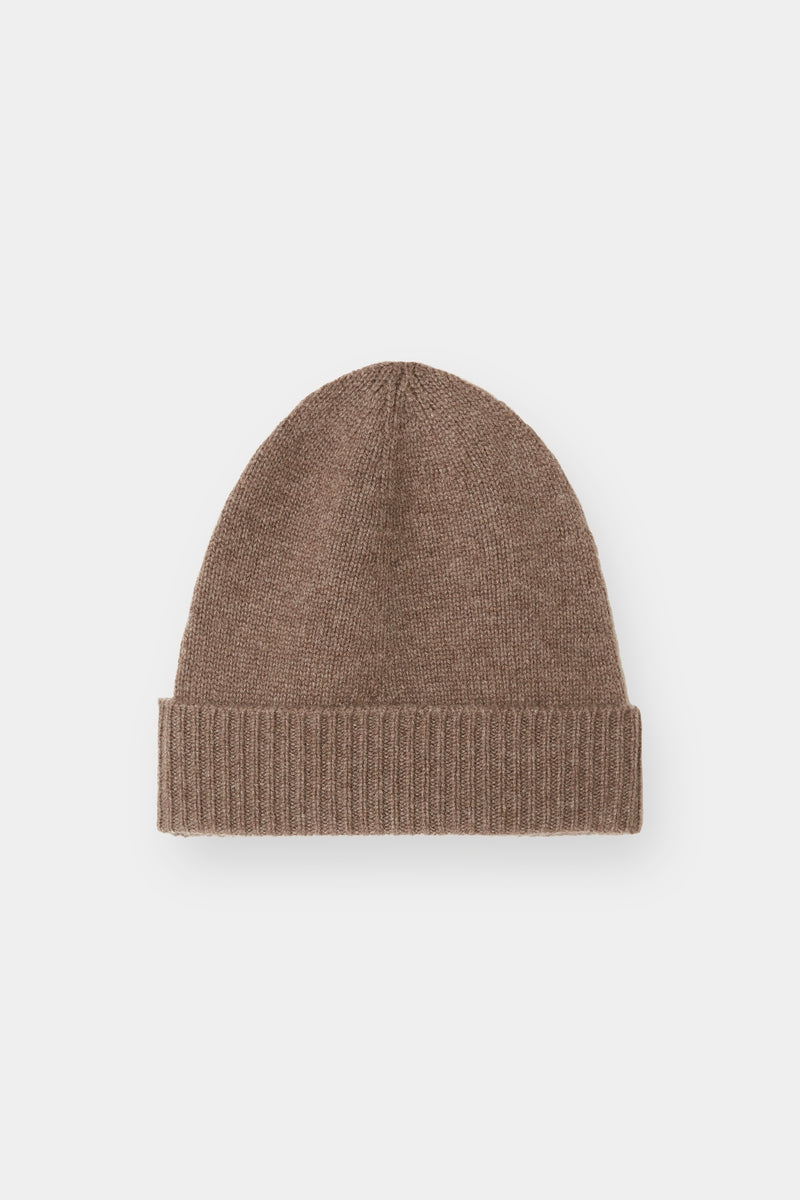 Classic Beanie Bracken - Shop Now
