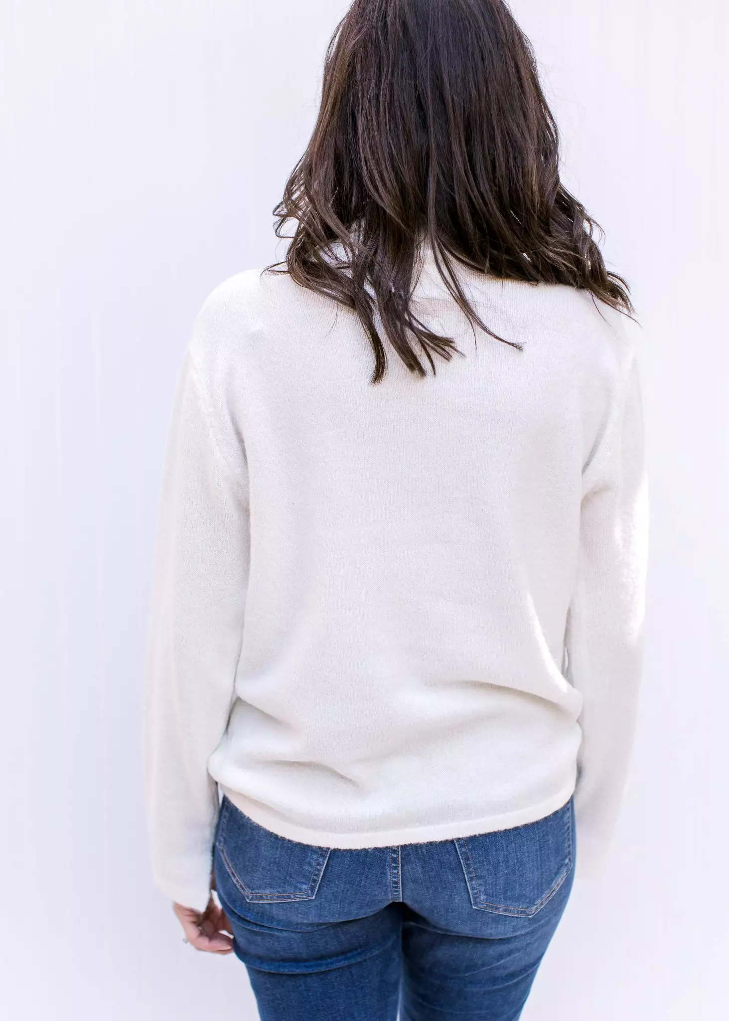 Creamy Coziness Sweater - Soft, Warm, and Comfortable