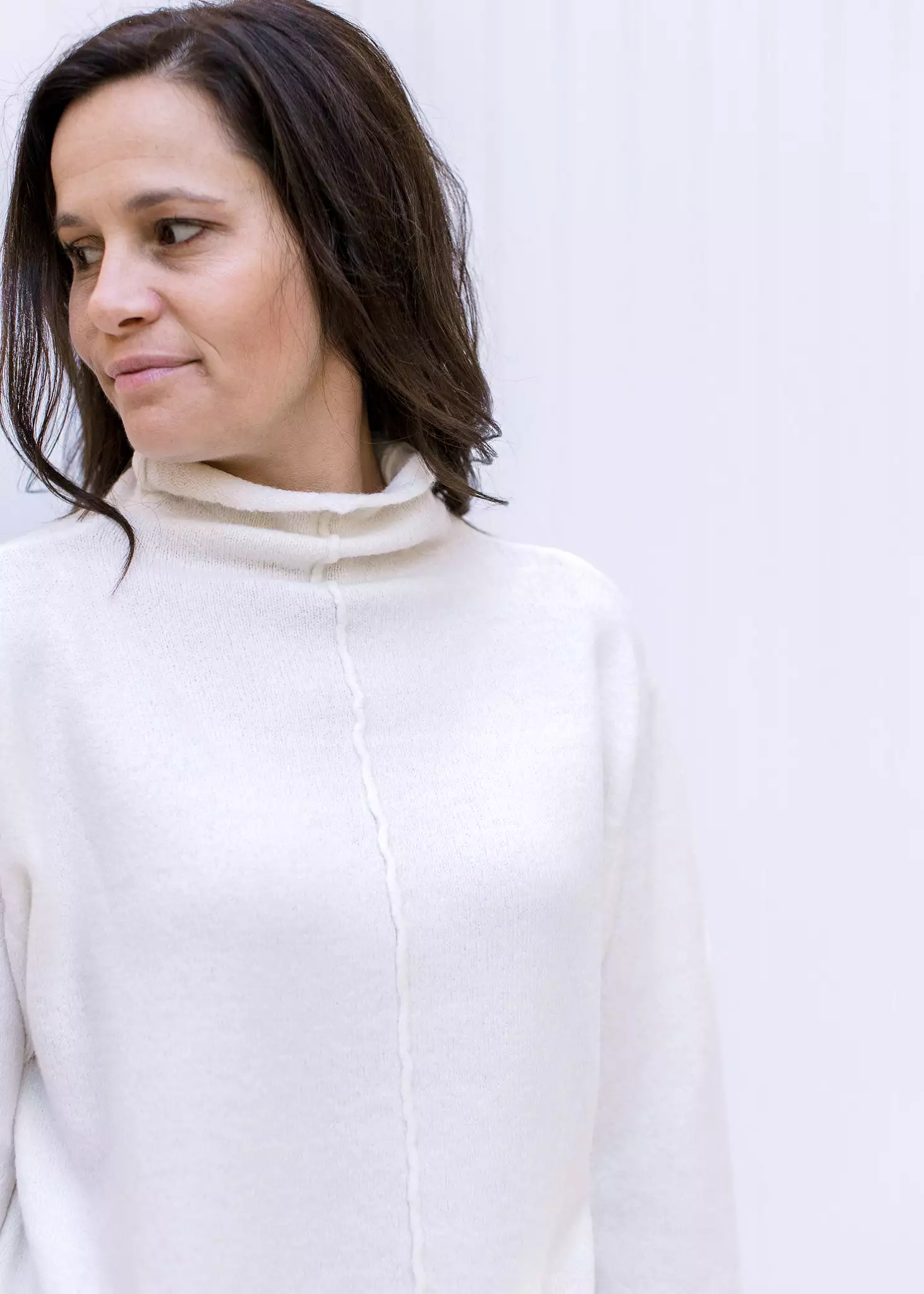 Creamy Coziness Sweater - Soft, Warm, and Comfortable