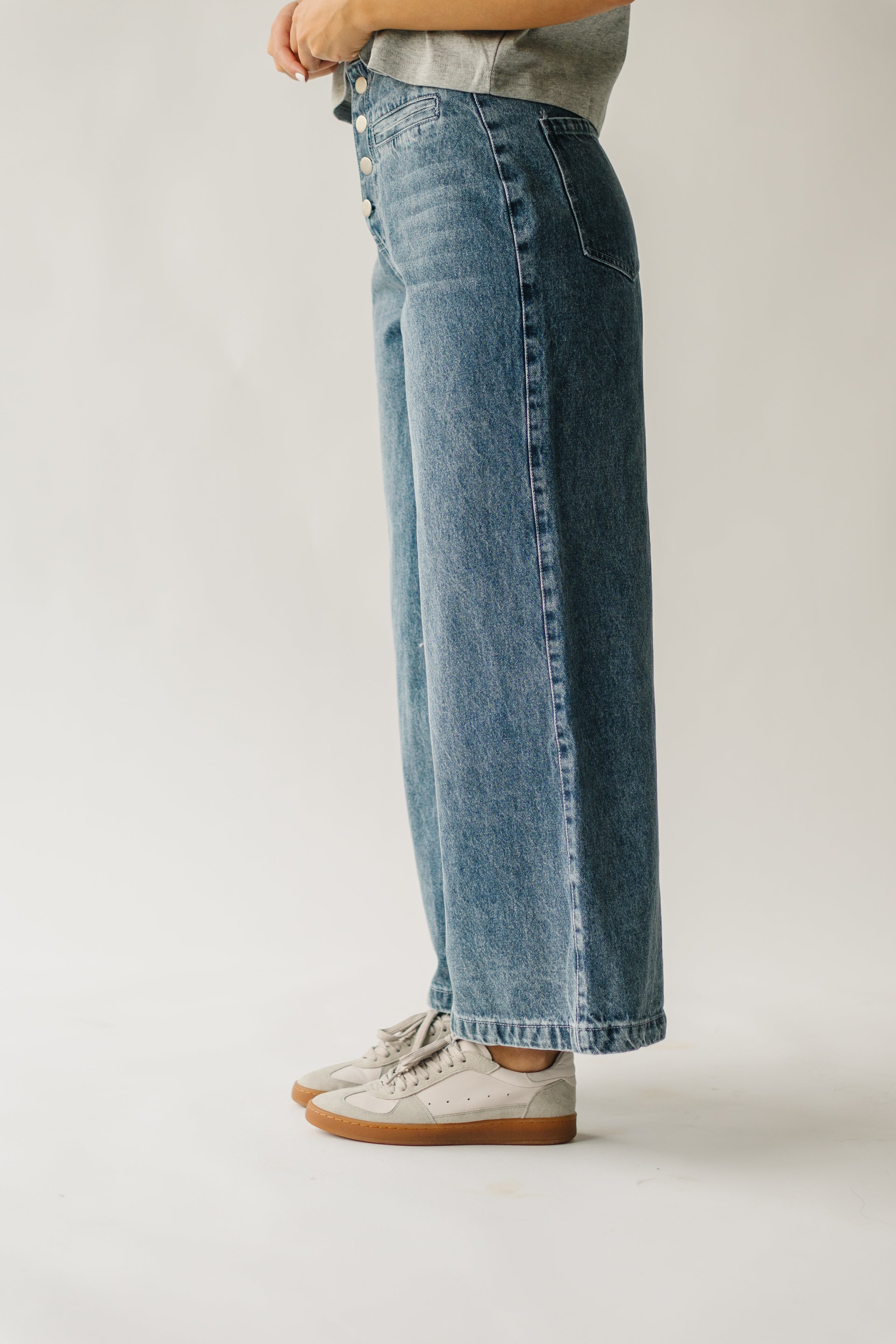 Davian High Waisted Jeans, Washed Denim - Shop Now