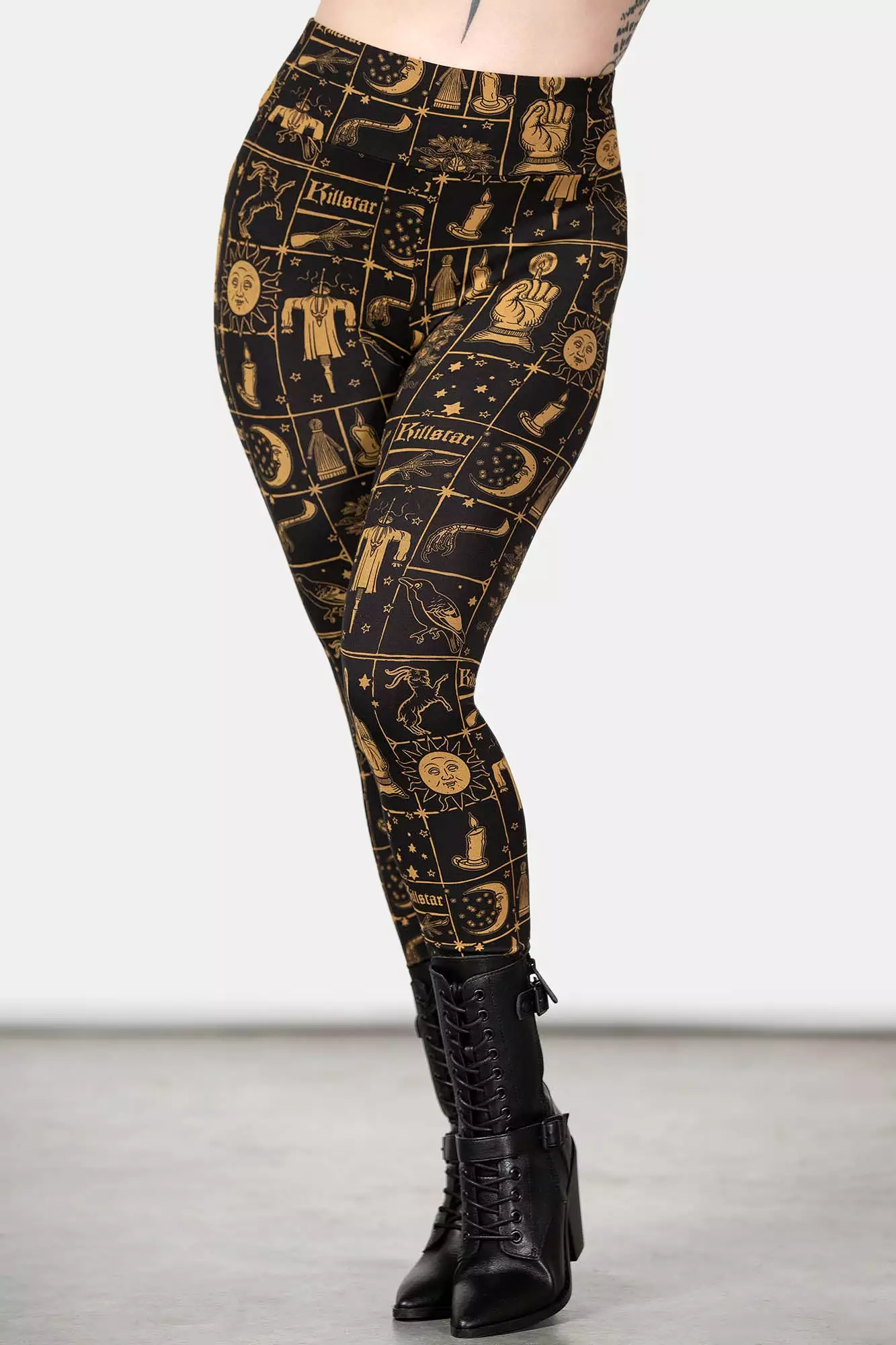 Folk Horror Leggings -> Trendy Folk-Inspired Leggings for Unique Style