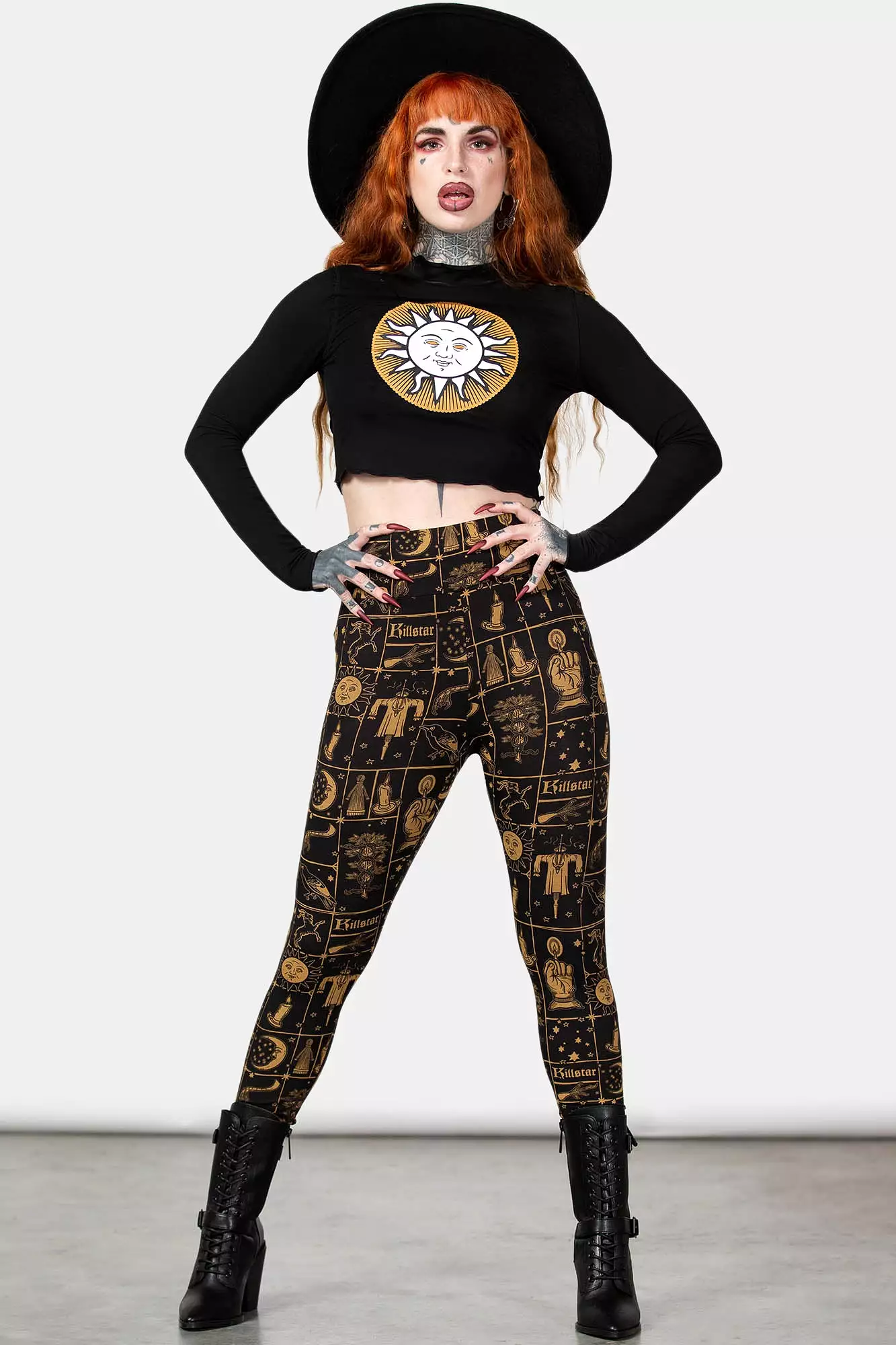 Folk Horror Leggings -> Trendy Folk-Inspired Leggings for Unique Style