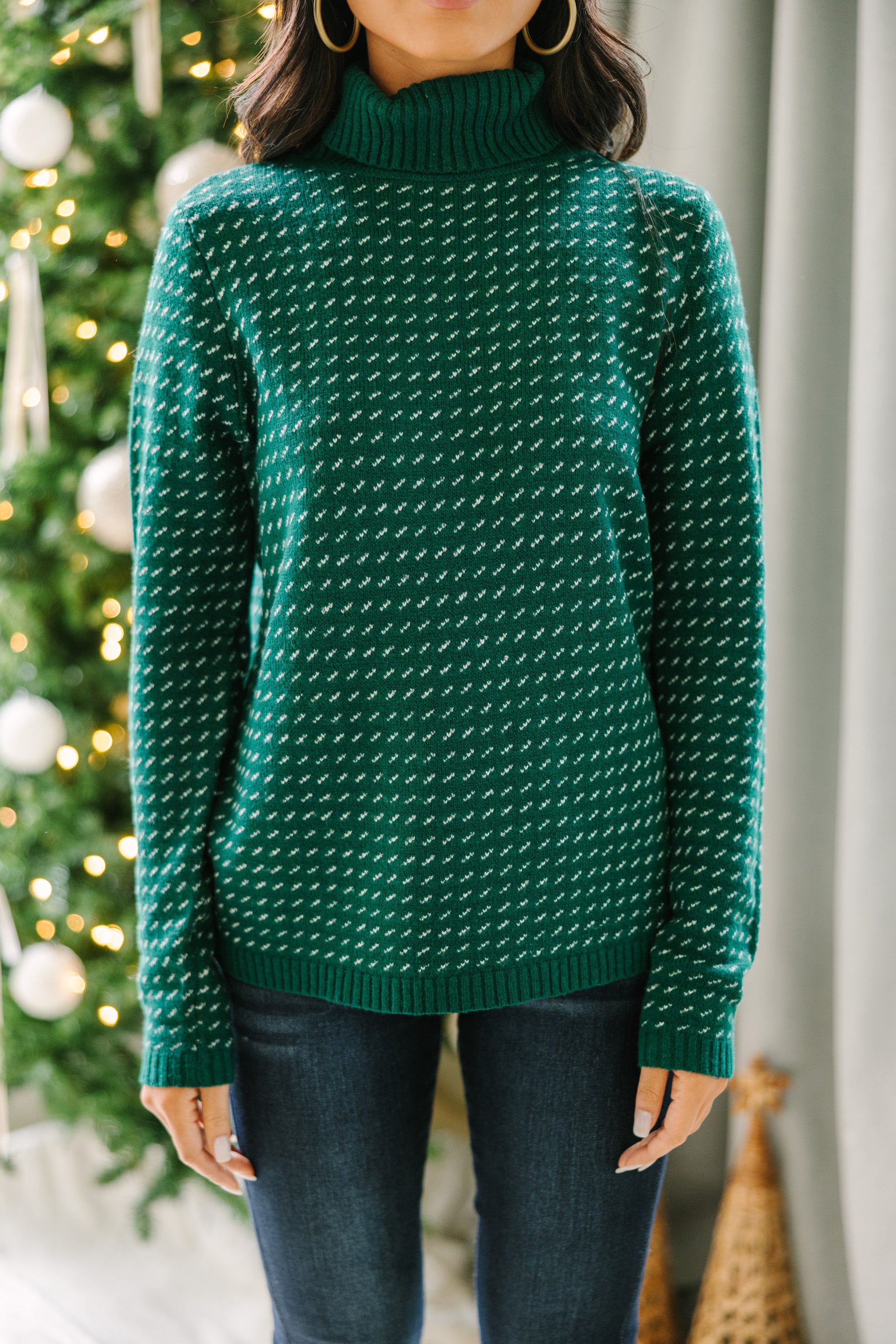 Forest Green Turtleneck Sweater - Complete Outfit Essential