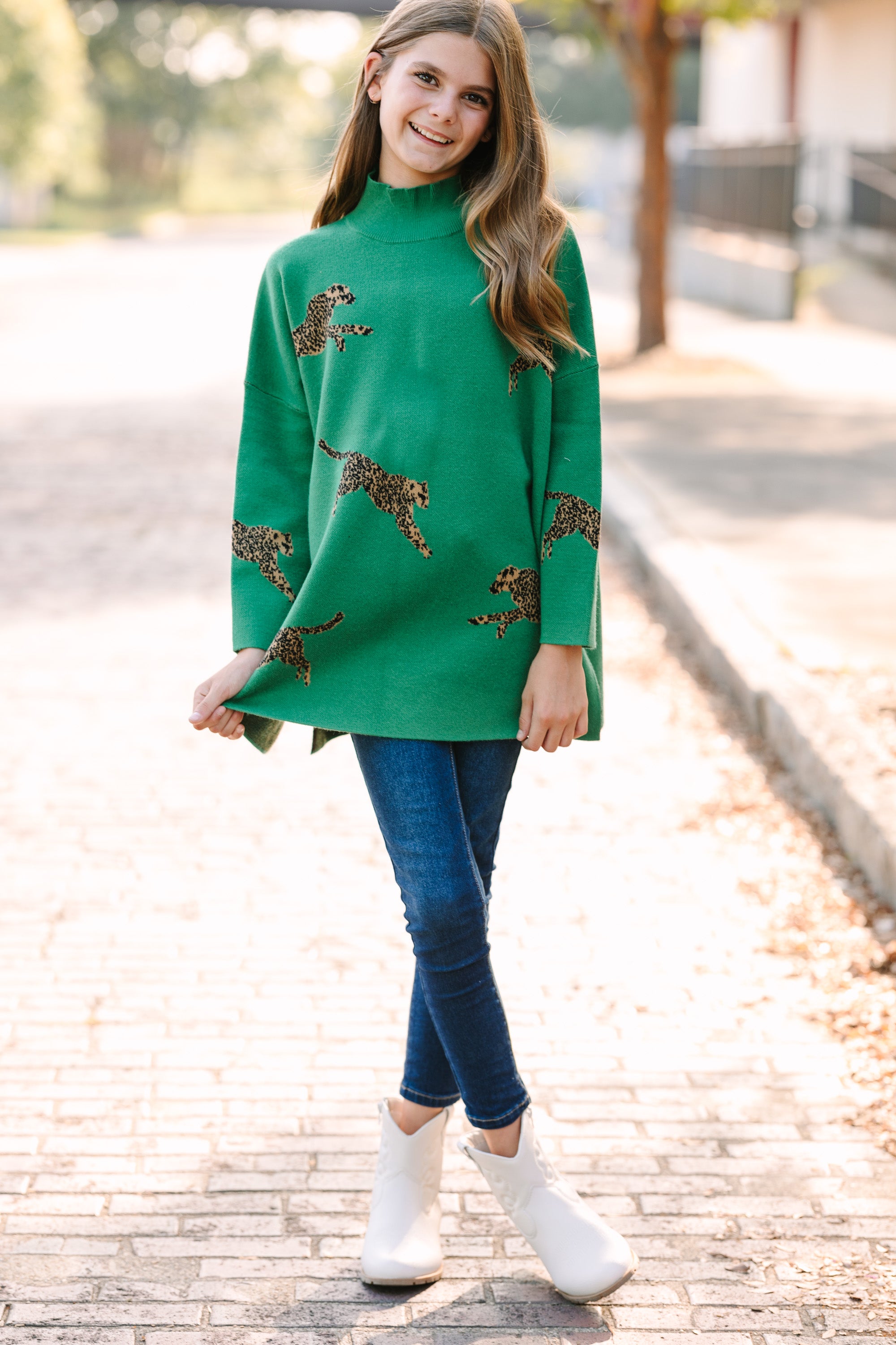 Girls Kelly Green Cheetah 3/4 Sleeve Sweater - Quick Decisions