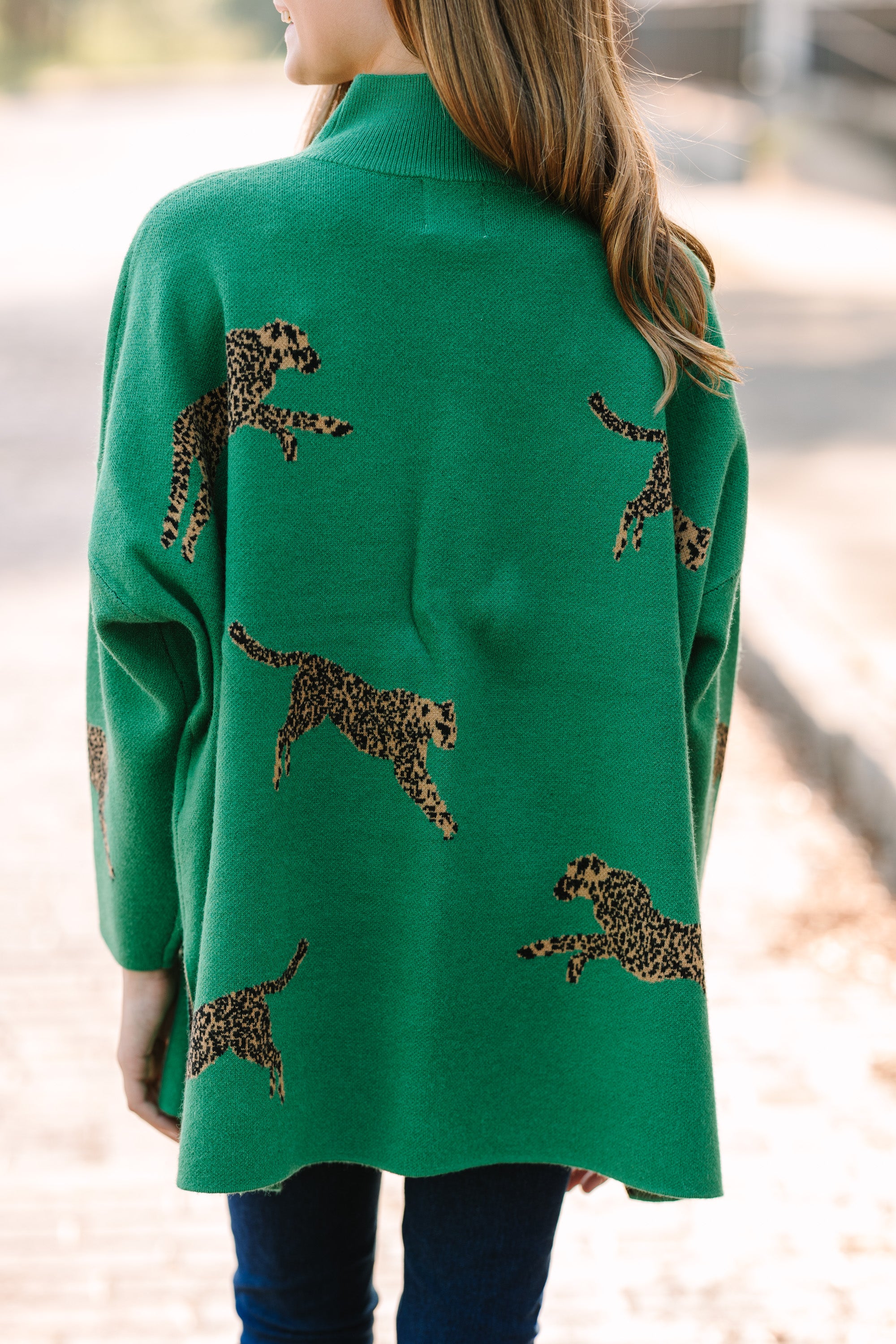 Girls Kelly Green Cheetah 3/4 Sleeve Sweater - Quick Decisions