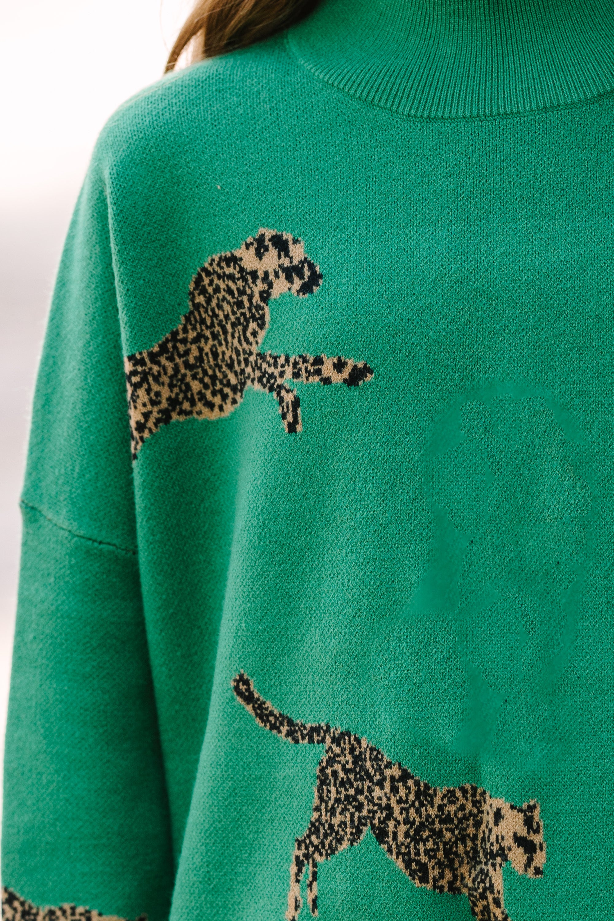 Girls Kelly Green Cheetah 3/4 Sleeve Sweater - Quick Decisions