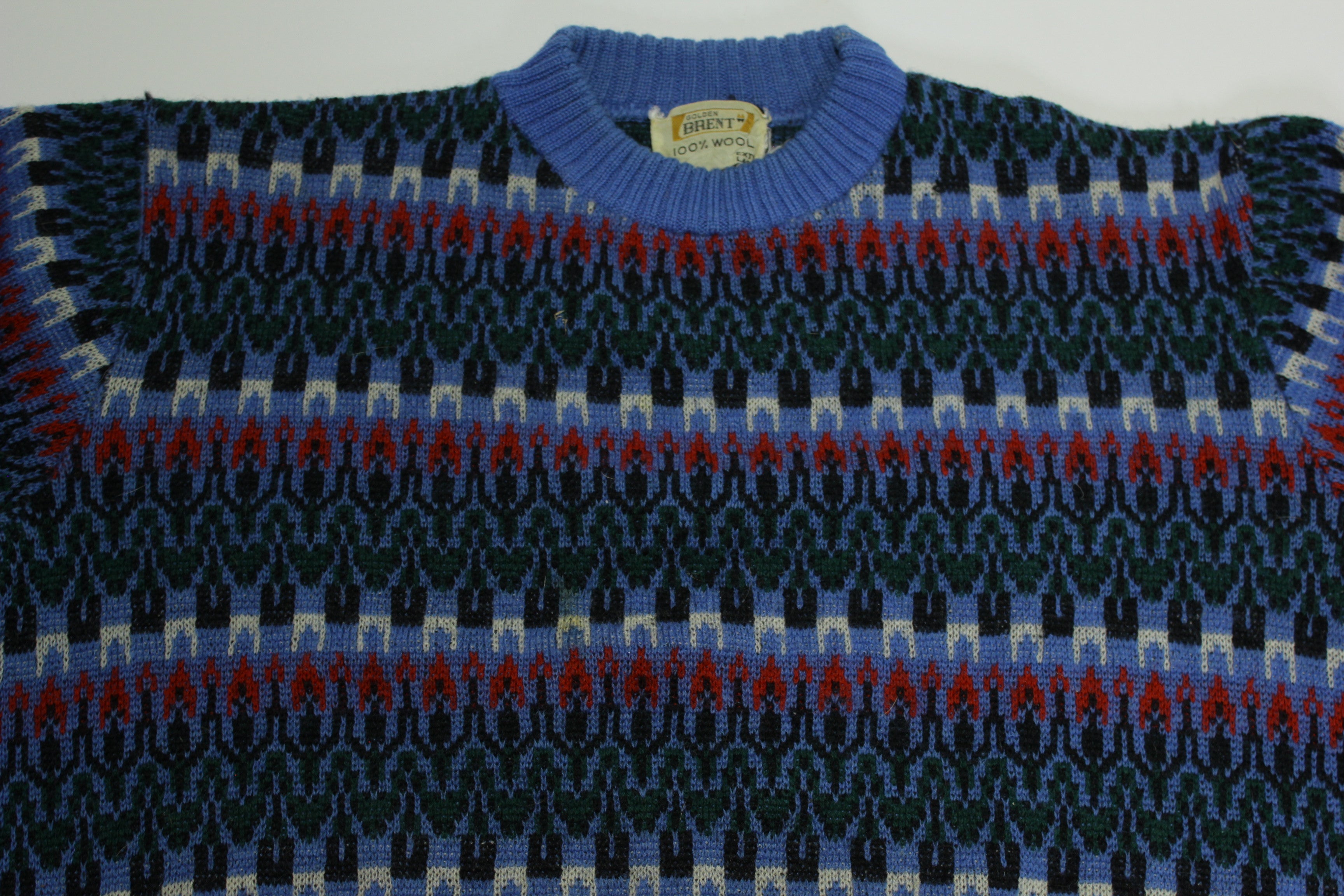 Golden Brent Vintage Ski Pattern Fireplace Sweater - 1960's Wool - 100%