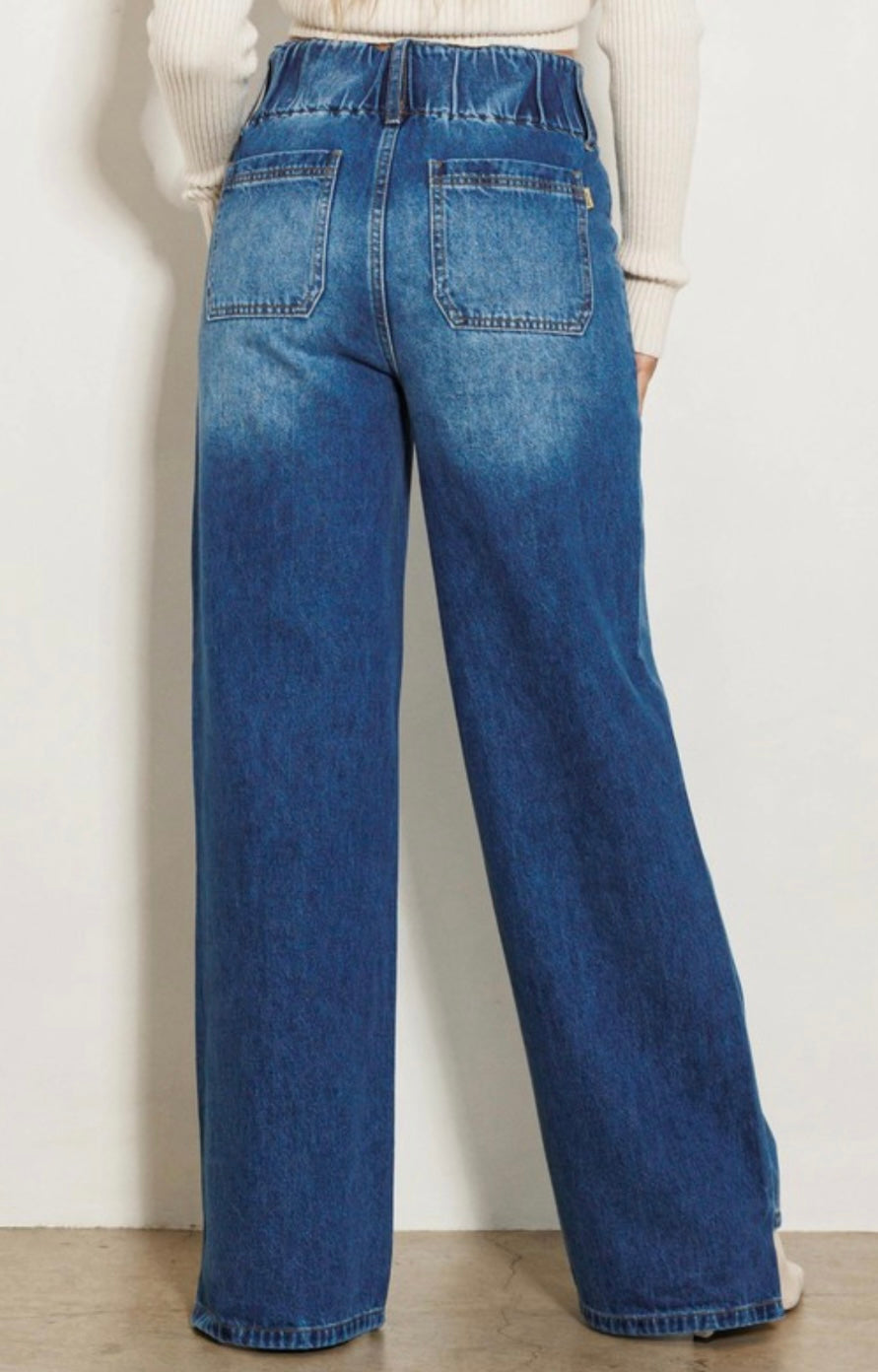 High-rise wide-leg jeans