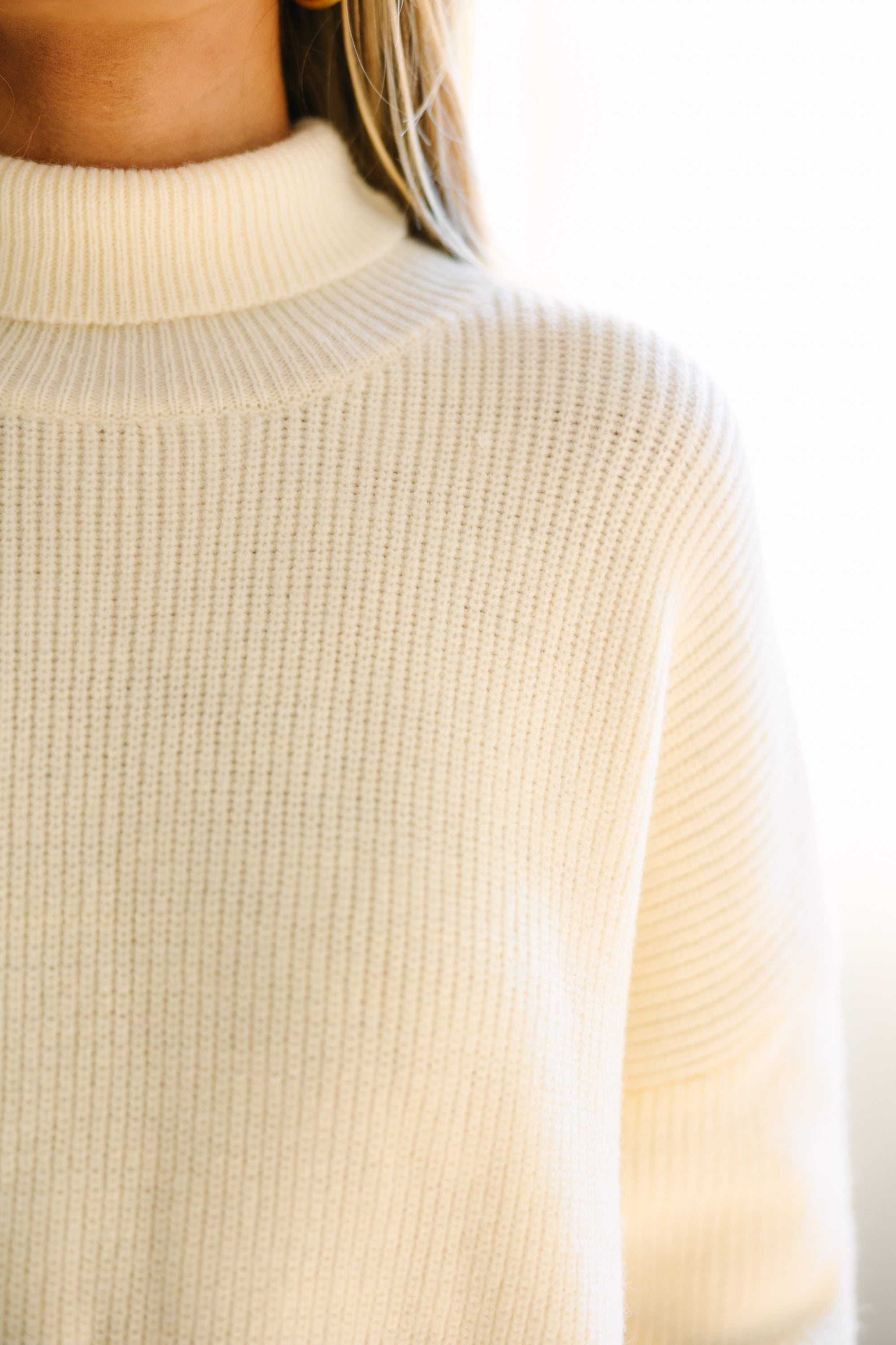 Ivory White Turtleneck Sweater - Classically Elegant Fashion