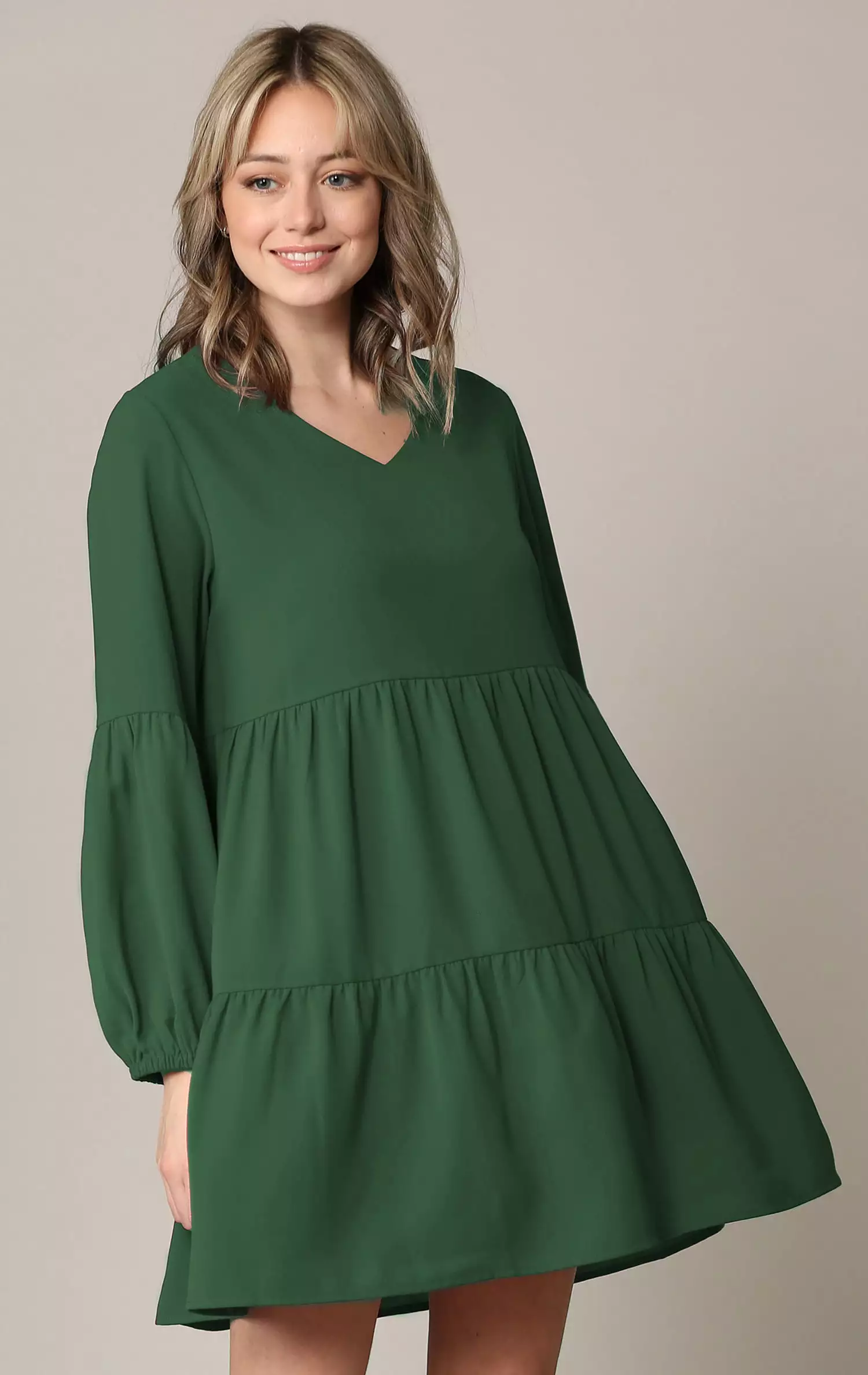 Johnny Casual Flowy Swing Shift Dress with Long Sleeves and Tiered Design