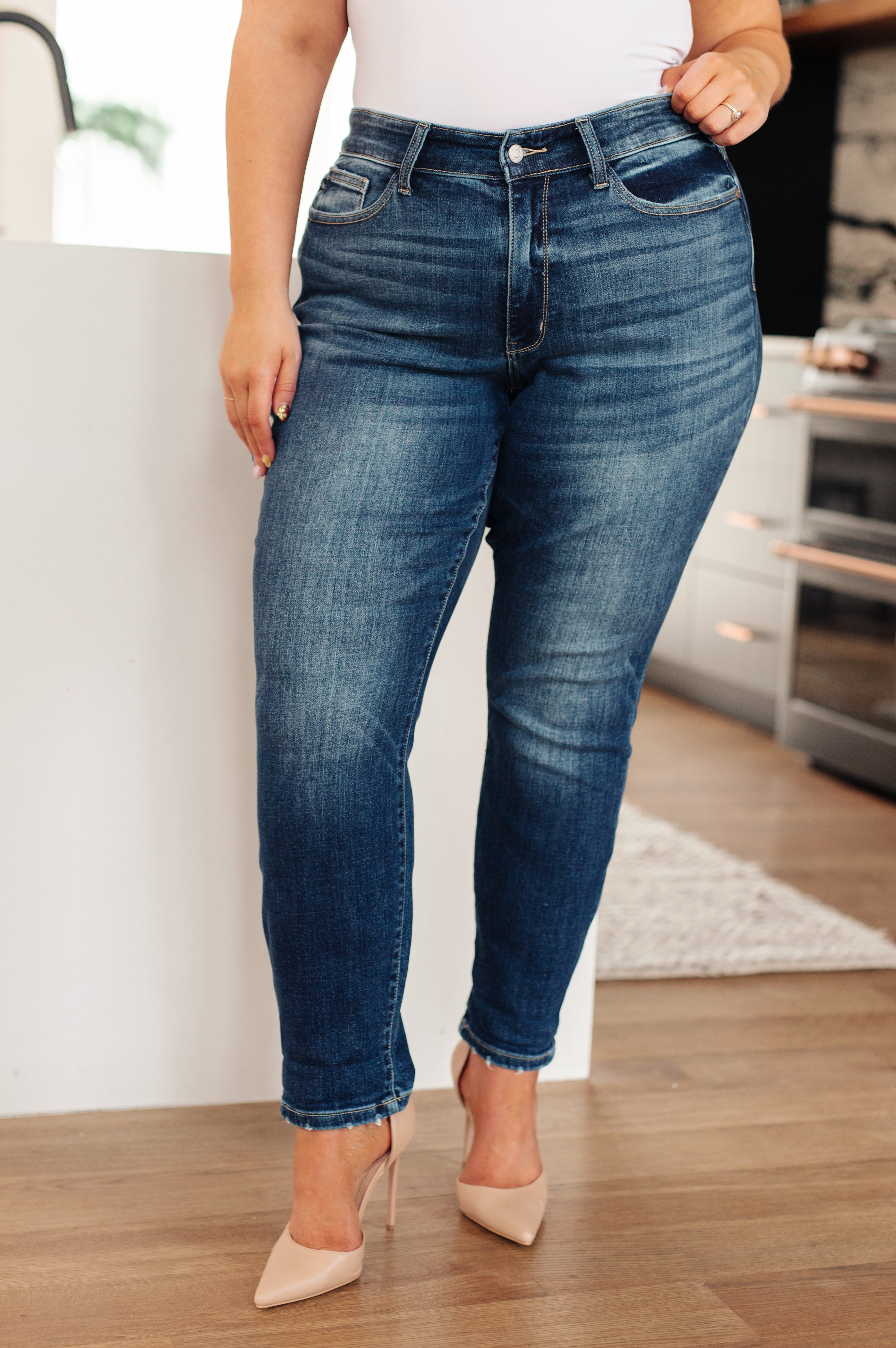 London Midrise Cuffed Boyfriend Jeans, Google SEO optimization: London Midrise Boyfriend Jeans