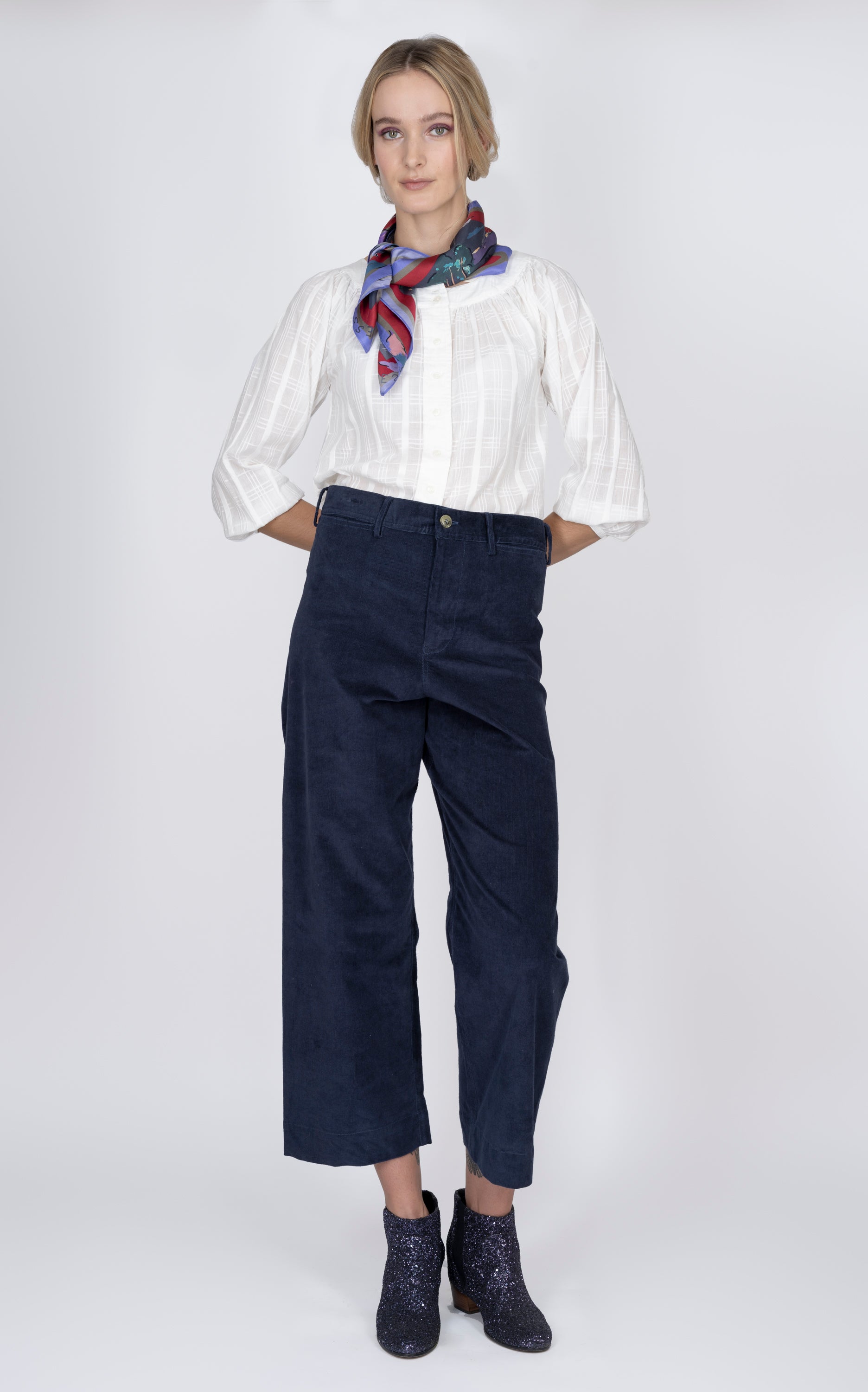 Navy Sailor pants in stretch pincord