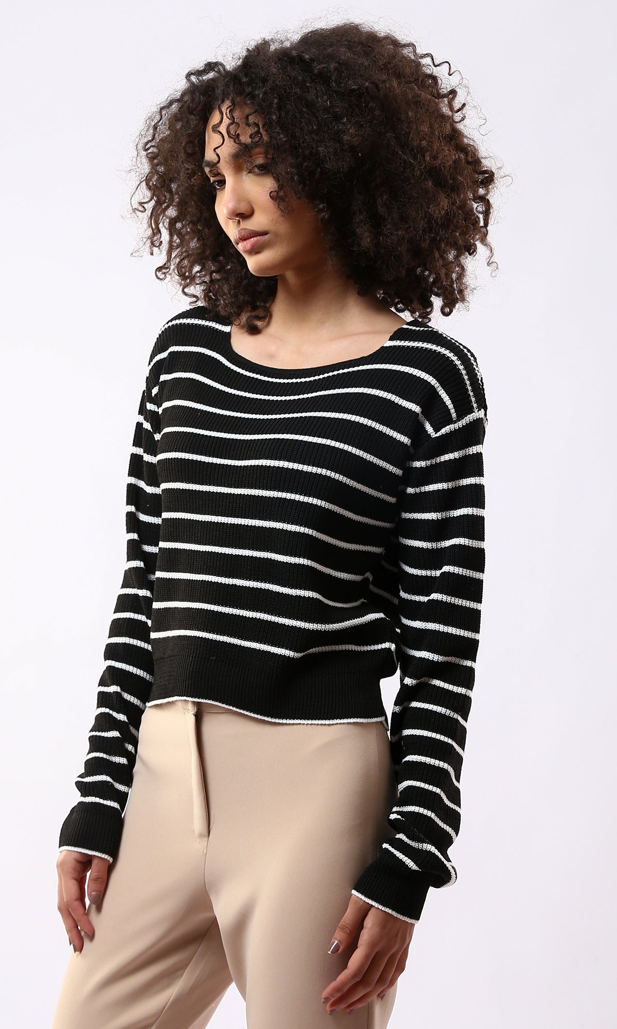 O177860 Boat Neck Striped Black & White Sweater