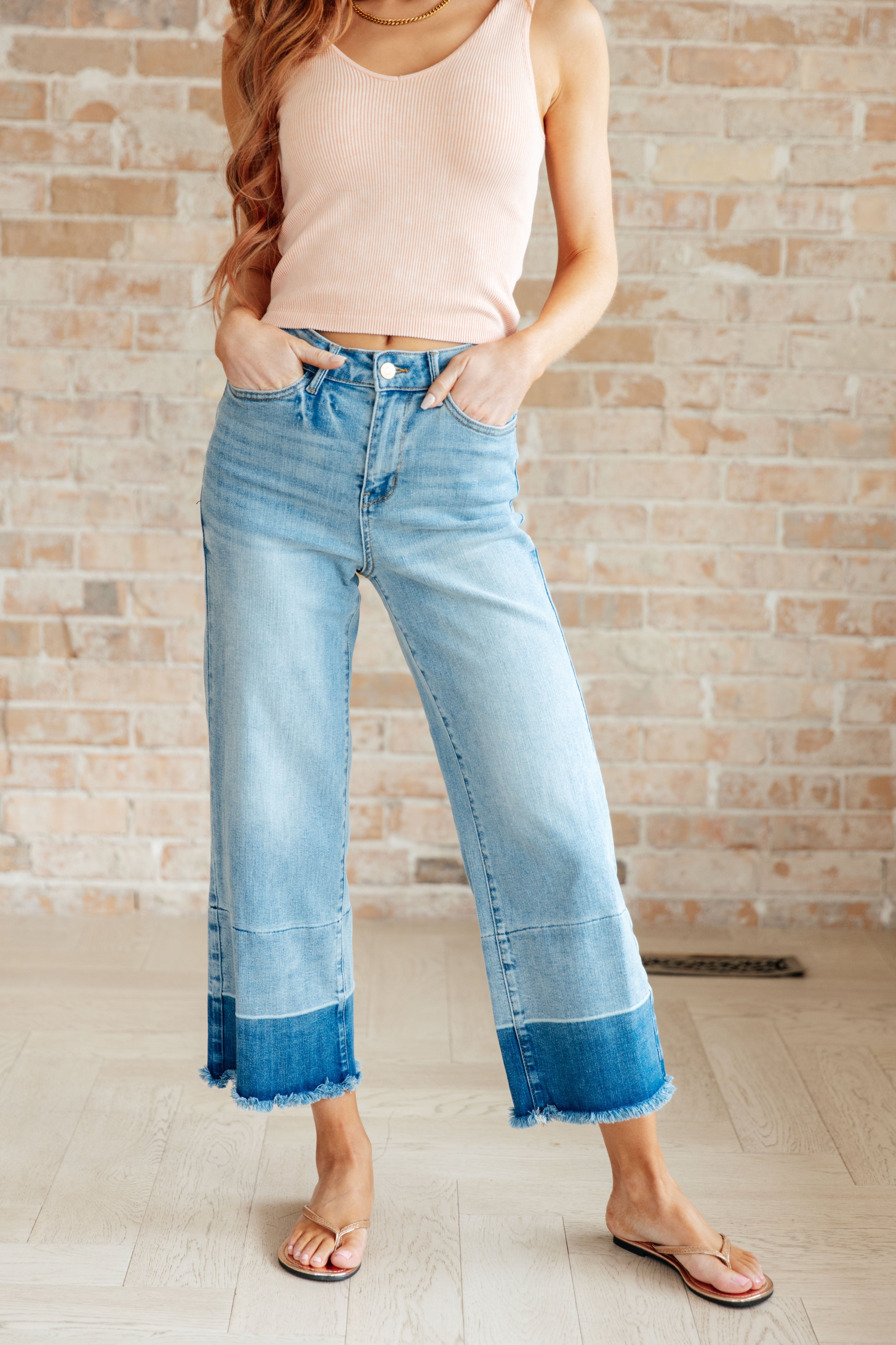 Olivia Wide Leg Crop Jeans - Medium Wash