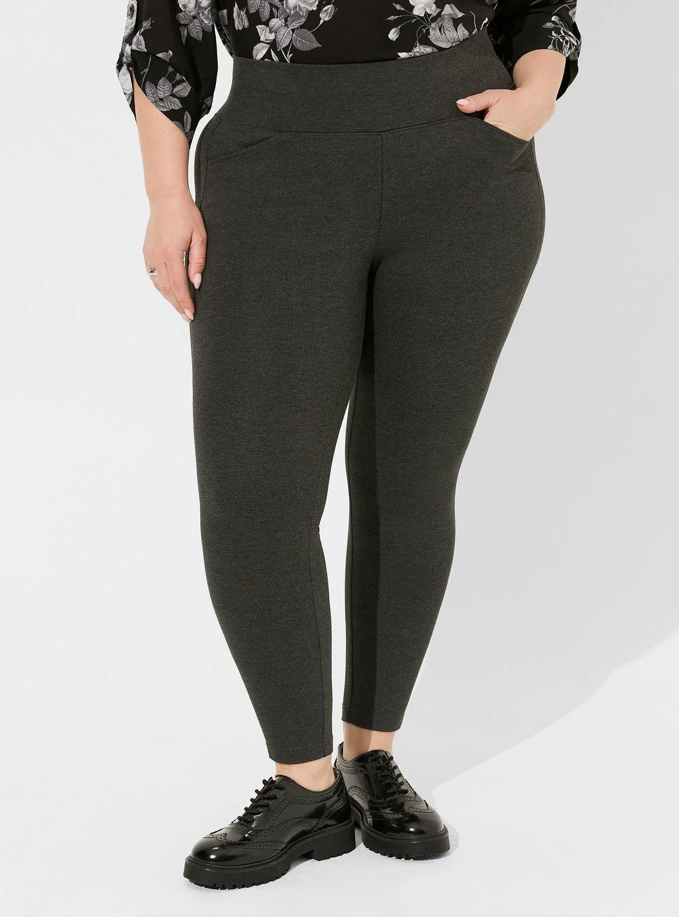 Pocket Pixie Studio Luxe Ponte High Rise Skinny Pant