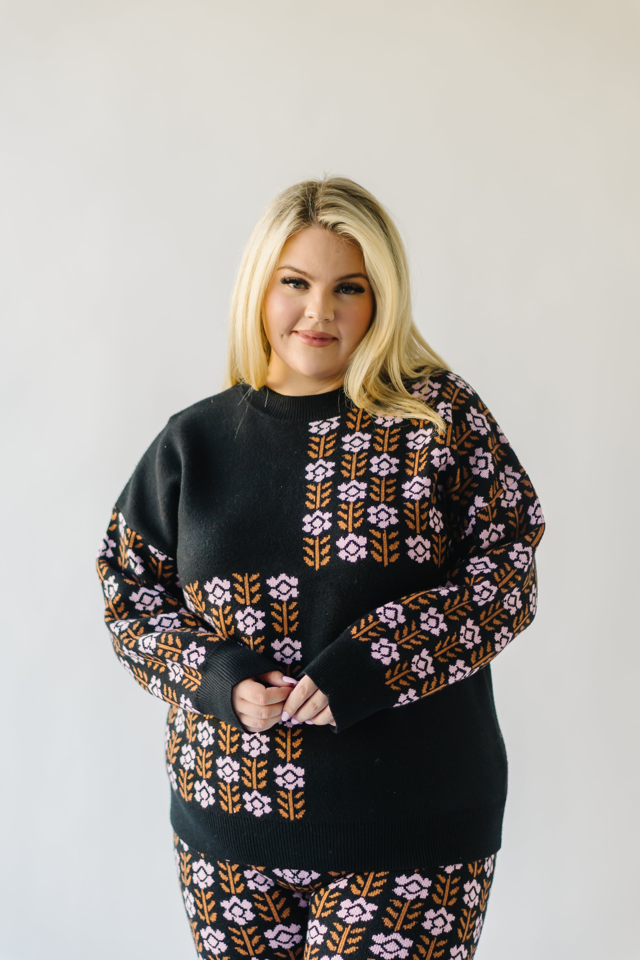 Putney Black Floral Contrast Pullover