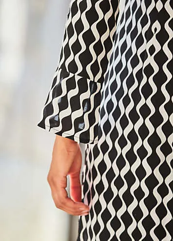 Black & White Geometric Print Tab Detail Shift Dress by Sosandar (Grattan)