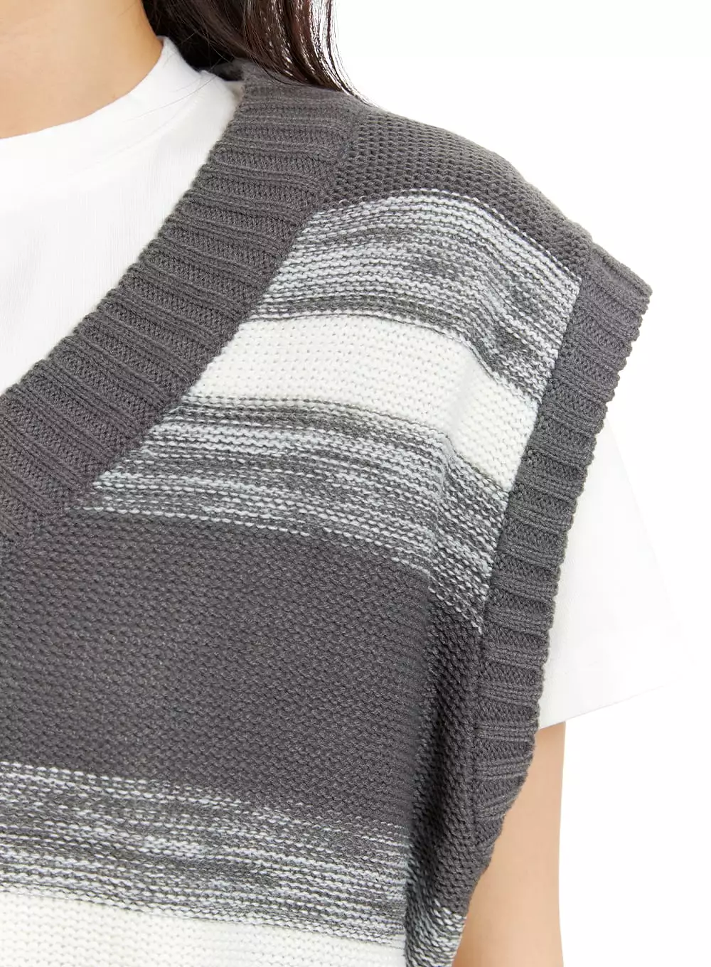 Striped Knit Sweater Vest | Oversized | OM419