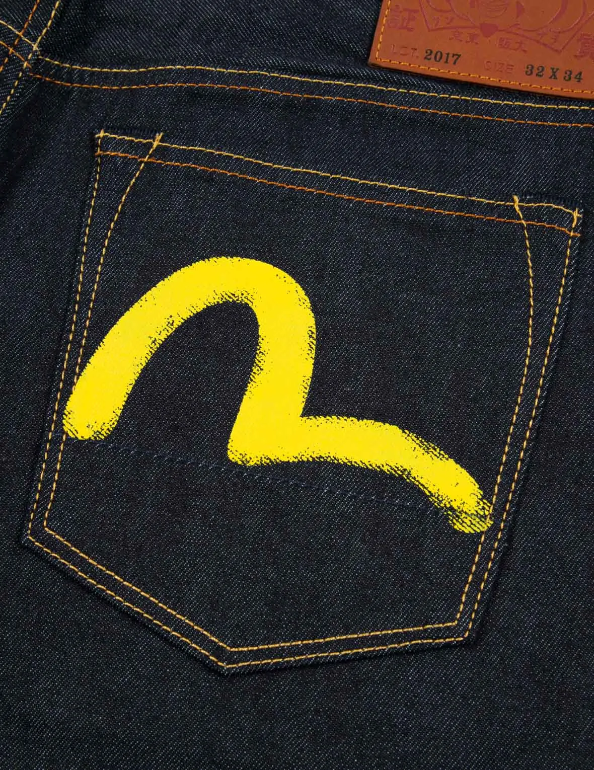 Stylish Yellow Seagull Print Carrot-Fit Jeans #2017