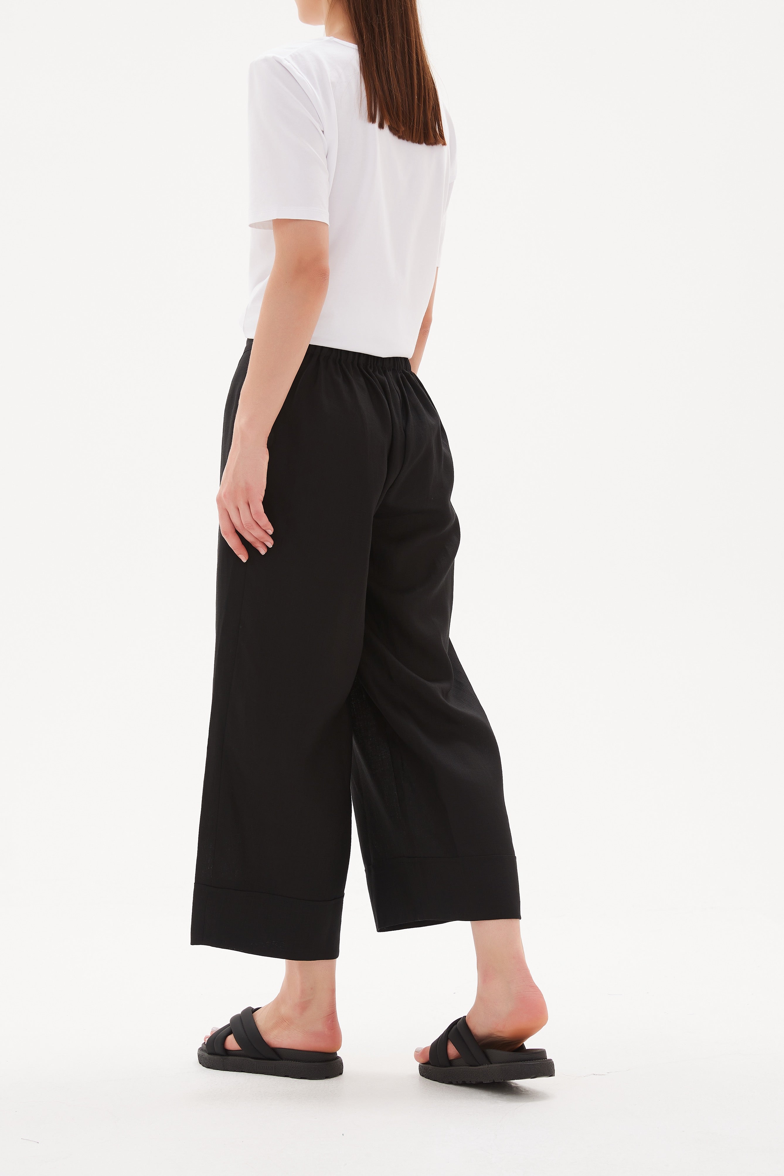 Tirelli black linen pants